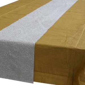 Goud tafelkleed 274 x 137 cm met zilveren tafelloper met glitters voor de kersttafel