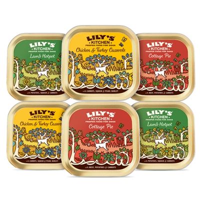 Lily&apos;s Kitchen dog adult dinners tray multipack