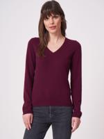 Basic fijngebreide V-hals trui van biologisch cashmere