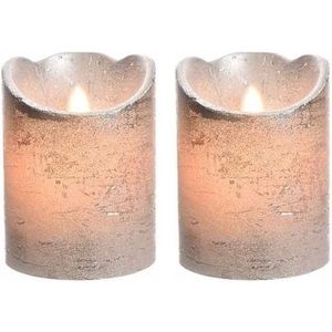 2x LED kaarsen/stompkaarsen zilver 10 cm flakkerend