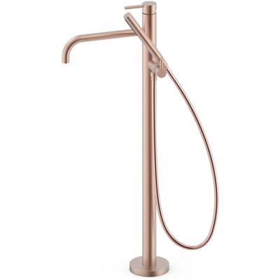 Vrijstaande badkraan Tres Study Exclusive | Hoogte uitloop 67.4 cm | Draaibare uitloop | Mengkraan | Rond | 24k Rose goud mat