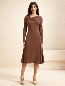 Plain Casual Dress With No