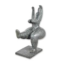 A MODERNIST BRONZE SCULPTURE OF A FEMALE NUDE - GREEN A MODERNIST BRONZE SCULPTURE OF A FEMALE NUDE - GREEN