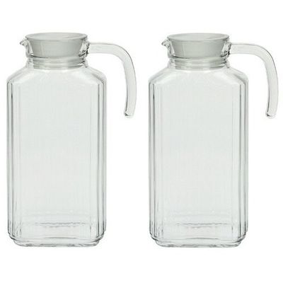 2x stuks glazen schenkkan met handvat