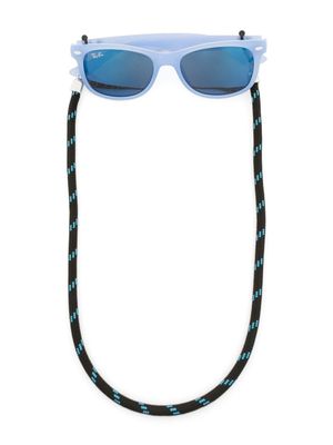 RAY-BAN JUNIOR lunettes de soleil à monture d'inspiration wayfarer - Bleu