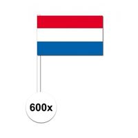 600x Nederlandse zwaaivlaggetjes 12 x 24 cm