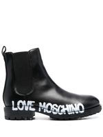 Love Moschino bottines à logo imprimé - Noir