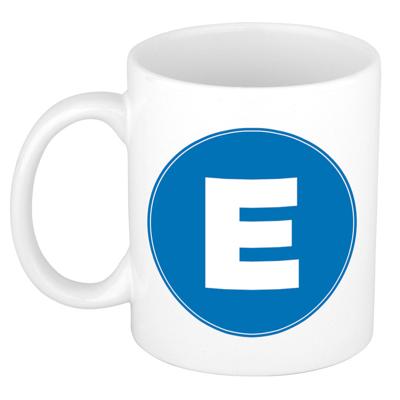 Koffie mok met de letter E - beker - blauw - eerste letter van een voornaam - wit - 300 ml Koffie mok met de letter E - beker - blauw - eerste letter van een voornaam - wit - 300 ml