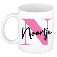 Naam mok Noortje - roze - wit - keramiek - 300 ml - verjaardag/cadeau beker