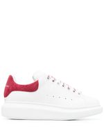 Alexander McQueen baskets à semelle plateforme - Blanc