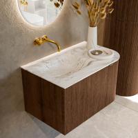 Badmeubel Mondiaz Kurve-Dlux | 75 cm | Meubelkleur Walnut | Wastafelkleur Glace | Solid surface | Links spoelbak | Zonder kraangat(en) Badmeubel Mondiaz Kurve-Dlux | 75 cm | Meubelkleur Walnut | Wastafelkleur Glace | Solid surface | Links spoelbak | Zonder kraangat(en)