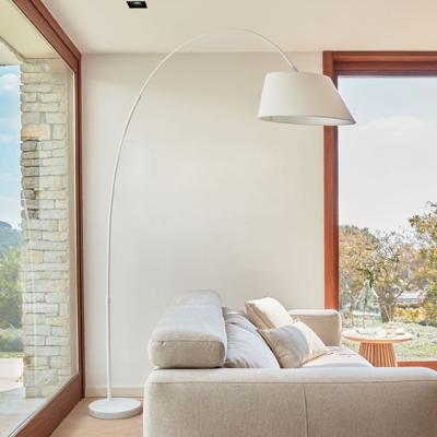Kave Home Vloerlamp 'May', kleur wit