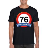 76 jaar and still looking good - t-shirt verkeersbord print - zwart - heren - verjaardag