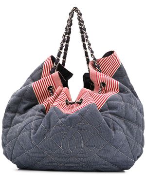 CHANEL Pre-Owned sac cabas CC matelassé en jean (2008-2009) - Bleu