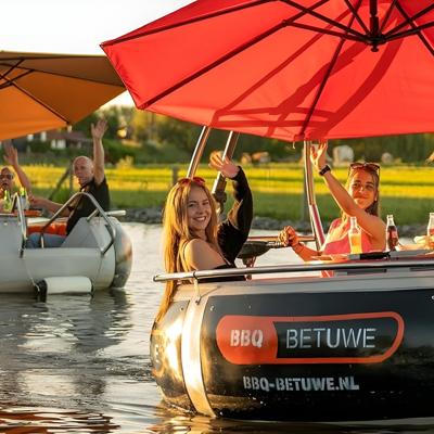 BBQ Donut Boot - De Gouden Ham (cadeautip uitje)