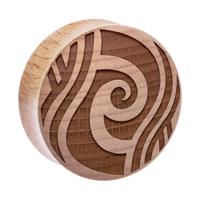 Double Flared Plug met Maori Design Hout Tunnels & Plugs