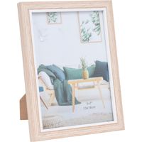 Houten fotolijst geschikt voor een foto van 13 x 18 cm Houten fotolijst geschikt voor een foto van 13 x 18 cm