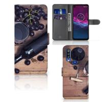 Motorola One Action | Book Cover | Wijn