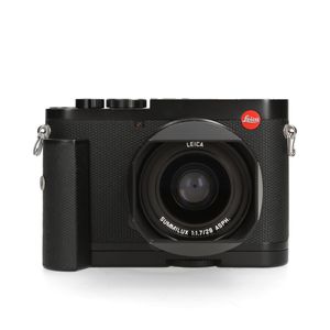 Leica Leica Q2 black + holster, thumb support en grip