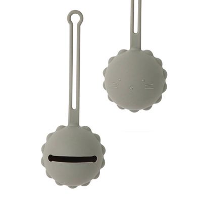 Dutsi - Welpje Serie - Siliconen Fopspeenhouder met Leeuwen Ontwerp - Sage Dutsi - Welpje Serie - Siliconen Fopspeenhouder met Leeuwen Ontwerp - Sage