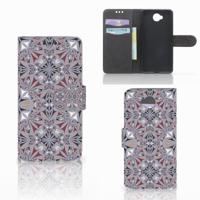 Microsoft Lumia 650 | Bookcase | Flower Tiles