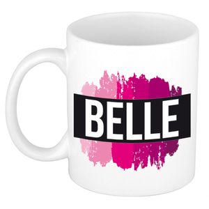 Naam cadeau mok / beker Belle  met roze verfstrepen 300 ml   -