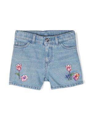 Versace Kids short en jean à fleurs brodées - Bleu