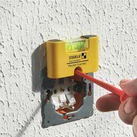 Stabila Mini Waterpas Elektro ideaal voor bij de montage schakelmateriaal en andere kleine dingen - thumbnail