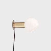 Anour Donya Sphere Wandlamp - Geborsteld messing