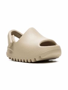 Adidas Yeezy Kids claquettes Yeezy 'Pure' - Tons neutres