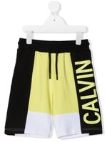 Calvin Klein Kids short à logo imprimé - Jaune