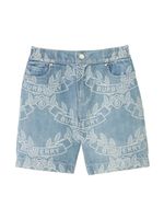 Burberry Kids short en jean à imprimé Oak Leaf Crest - Bleu - thumbnail