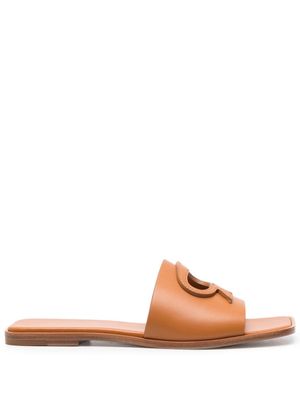 Gianvito Rossi sandales à patch logo - Marron