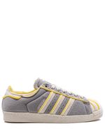 adidas baskets Originals Cozy Superstar - Gris