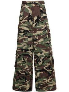 VETEMENTS pantalon ample à imprimé camouflage - Vert