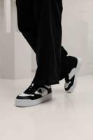 Guess Miram Sneaker Dames Zwart/Wit - Maat 36 - Kleur: WitZwart | Soccerfanshop