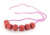 Lollipops & More bijtketting Kola Cubes 75 cm silicone bordeaux - thumbnail