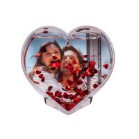 Hartvormige 3D fotolijst met hartjes confetti 9x9 cm - thumbnail