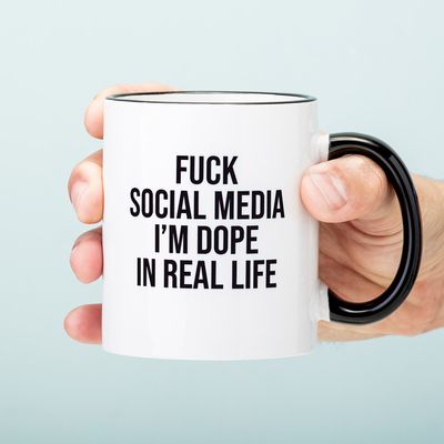 Mok Fuck social media