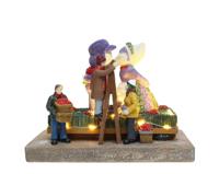 Flower Parade with Kissing Couple with LED polyresin 18cm Santaville - Santaville Flower Parade with Kissing Couple with LED polyresin 18cm Santaville - Santaville