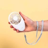 Draagbare mini ventilator met ledverlichting