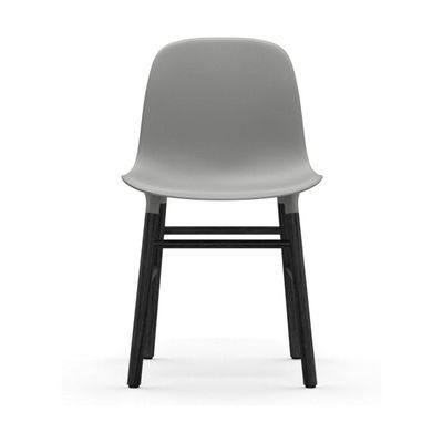 Normann Copenhagen Form eetkamerstoel Grey vierpoot zwart eikenhout