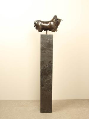 Bronzen stier, 34 cm