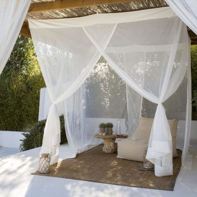 Luxury single bed mosquito net by Bambulah®, handmade, lightweight fine-mesh polyester, round, 60Ø, 250 height, bed net with very high quality finish