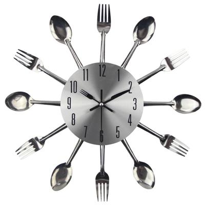Bestek metalen keuken Wandklok lepel vork creatieve kwarts muur gemonteerde klokken modern design decoratieve horloge zilver