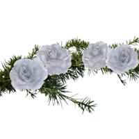 Kerstboomversiering Bloemen - 4x stuks - 9 cm - zilver glitter - op clip - ornament