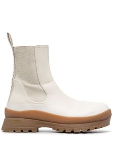 Stella McCartney bottines Trace à logo imprimé - Tons neutres