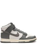 Nike baskets montantes Dunk - Gris