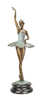 A BRONZE SCULPTURE OF A BALLERINA