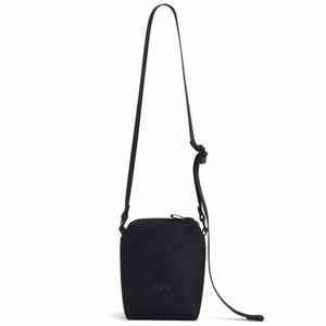 Urth Andesite Camera Pouch, black